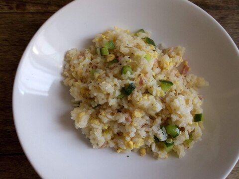 卵ときゅうりのチャーハン